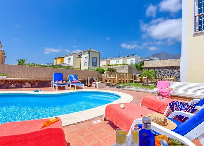 Atenas By * 아데제