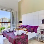 Atenas By Villa