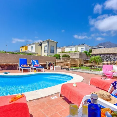 Atenas By * אדחה