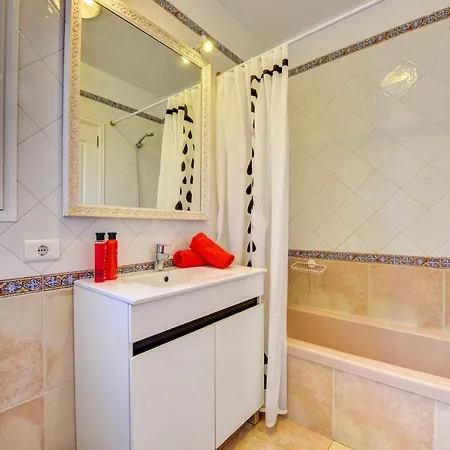 וילה Atenas By *